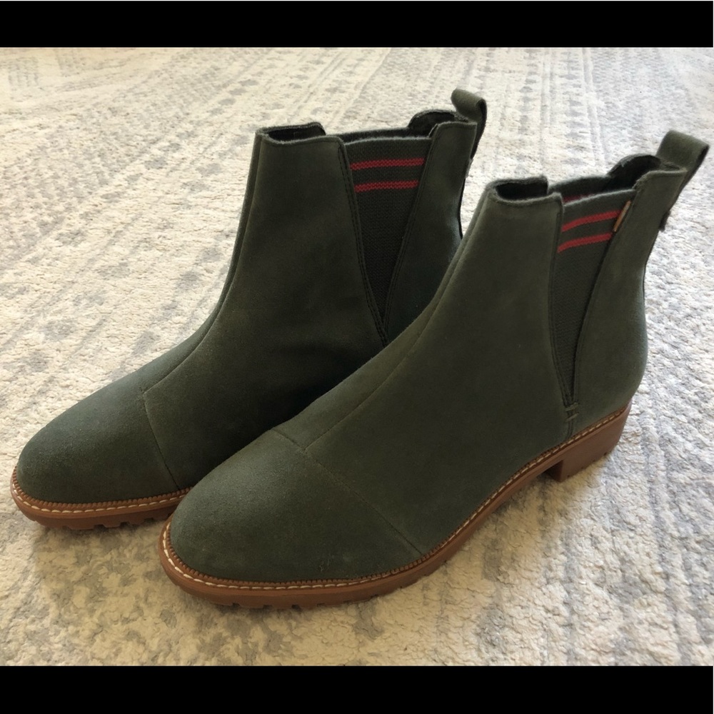 Tom’s Cleo Chelsea boots